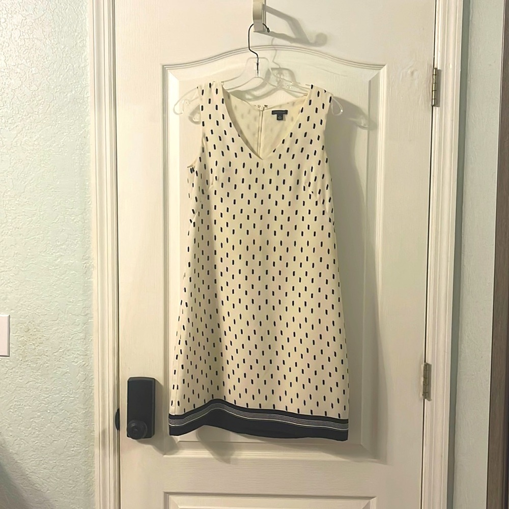 Ann Taylor Cream/Navy Dress sz 4